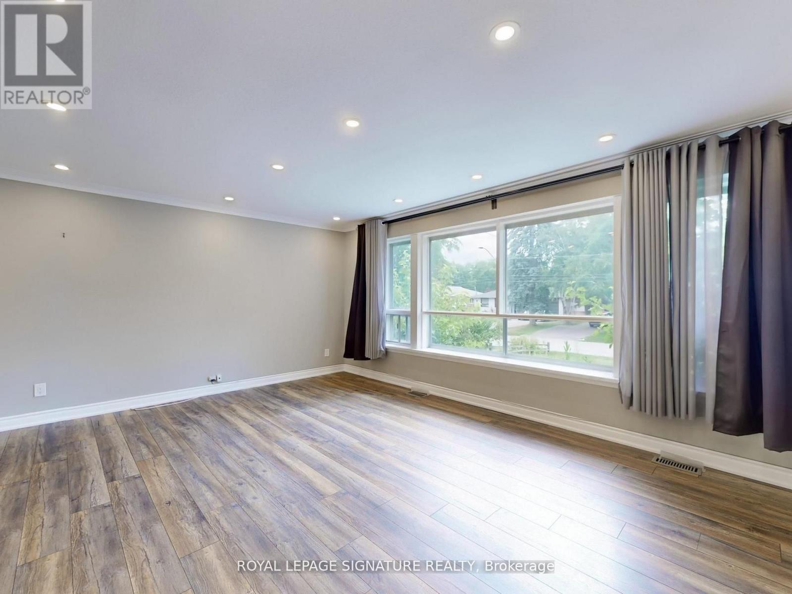 Photo 6 of 1821 Christopher Road, Mississauga ON