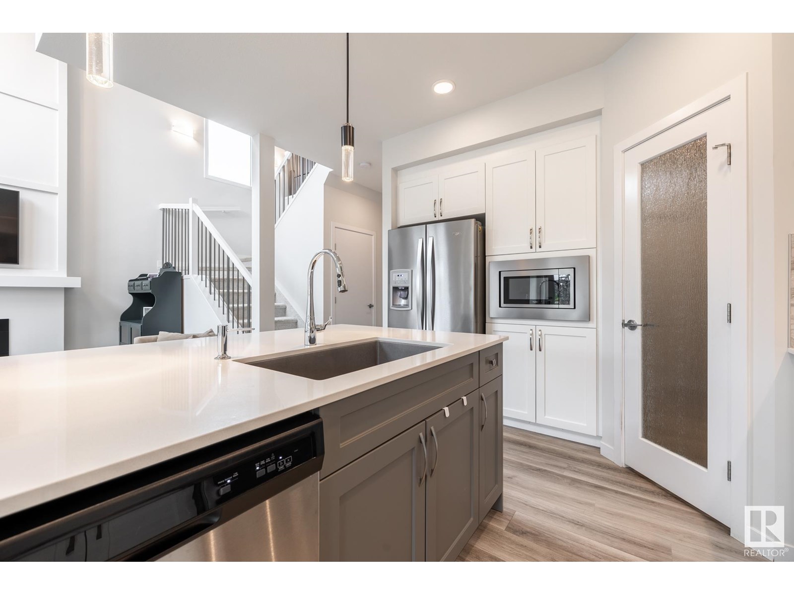 Photo 15 of 9304 Pear Li Sw, Edmonton AB