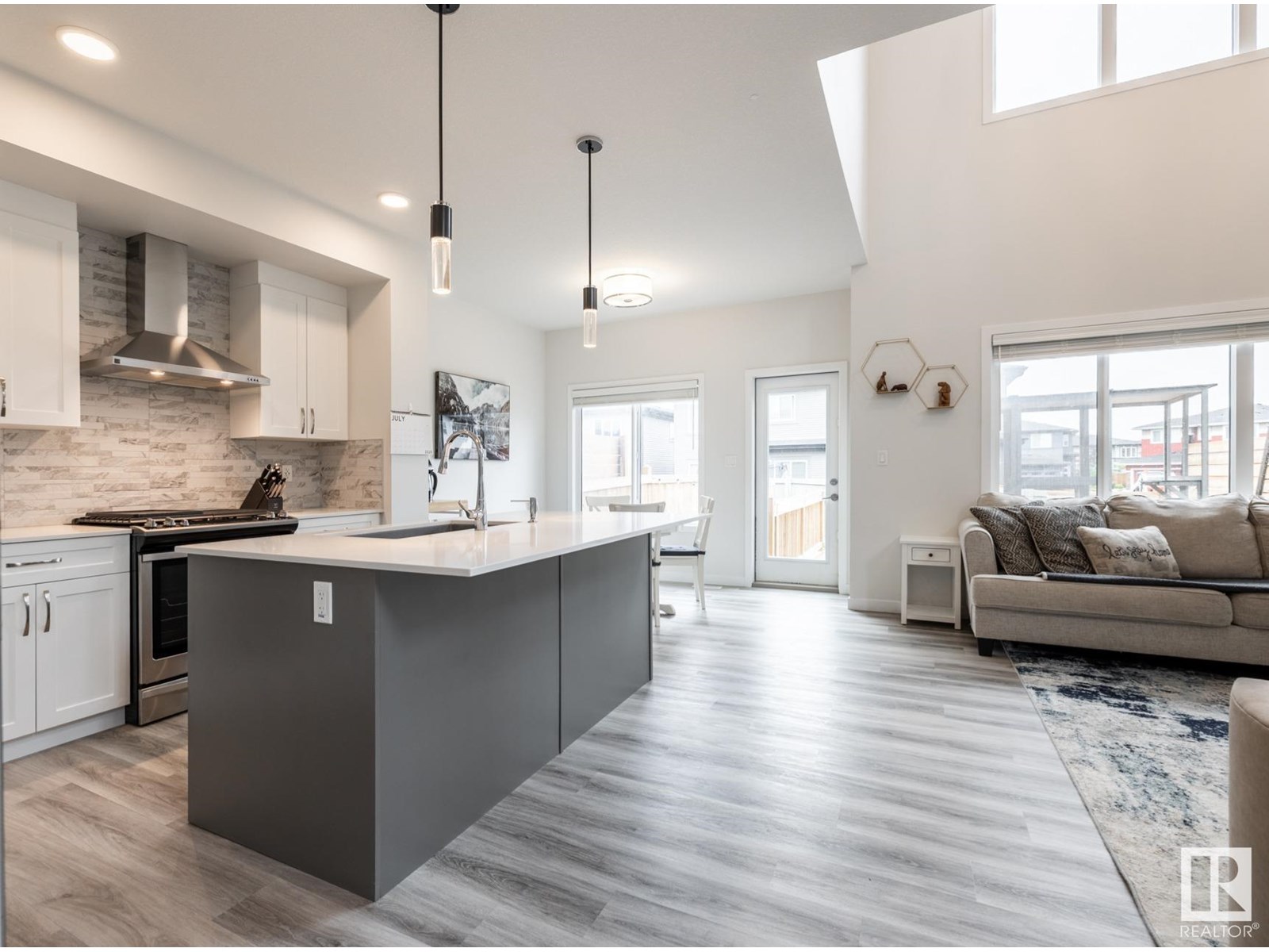 Photo 12 of 9304 Pear Li Sw, Edmonton AB