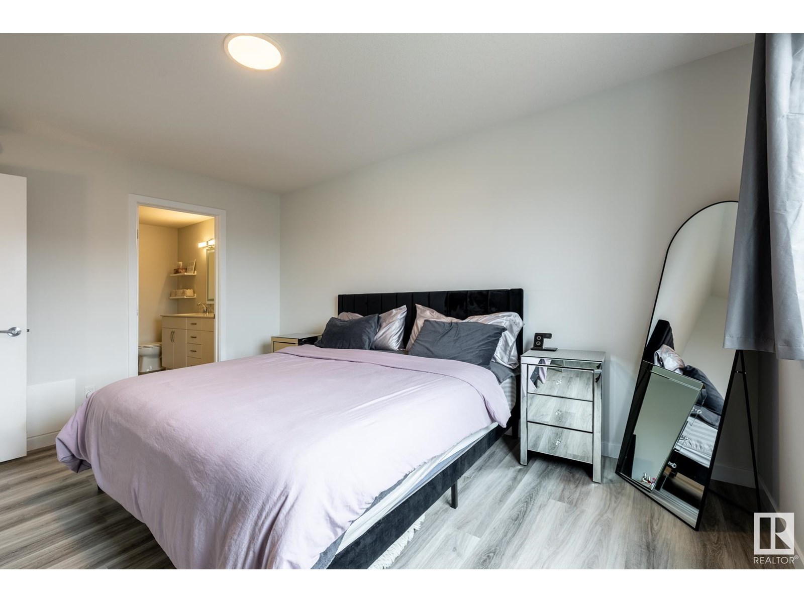 Photo 37 of 9304 Pear Li Sw, Edmonton AB