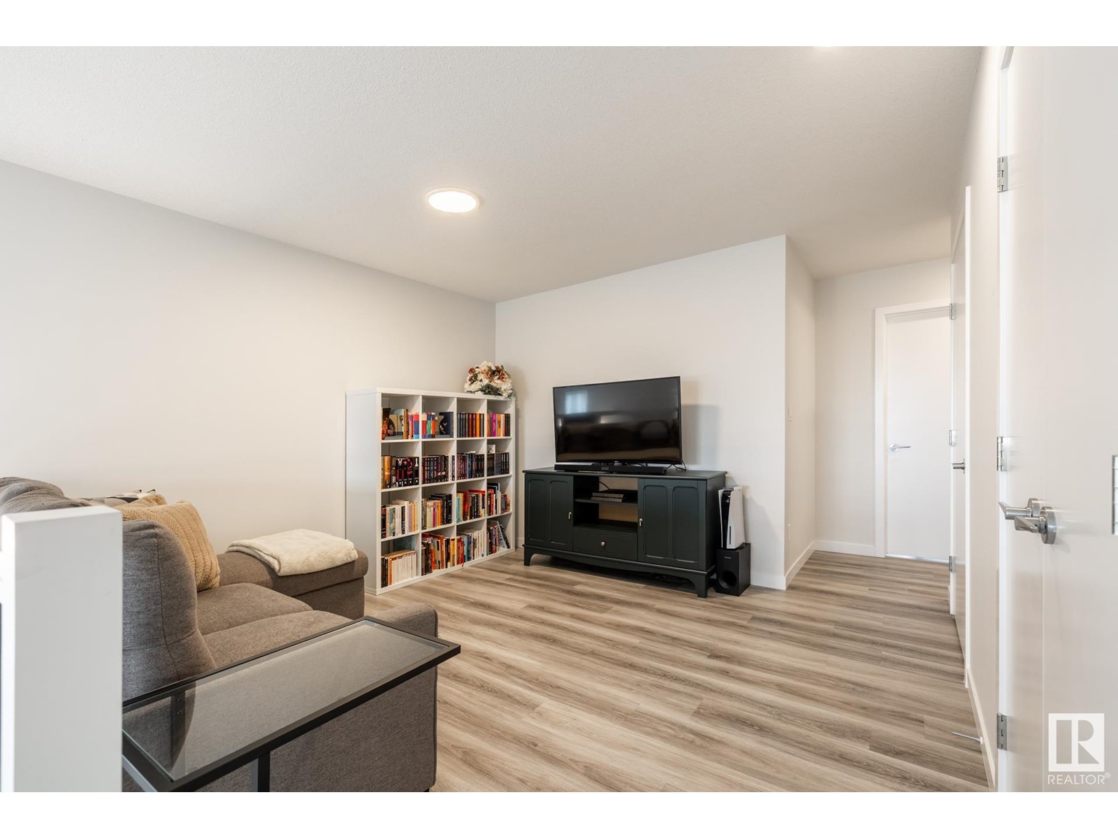 Photo 27 of 9304 Pear Li Sw, Edmonton AB
