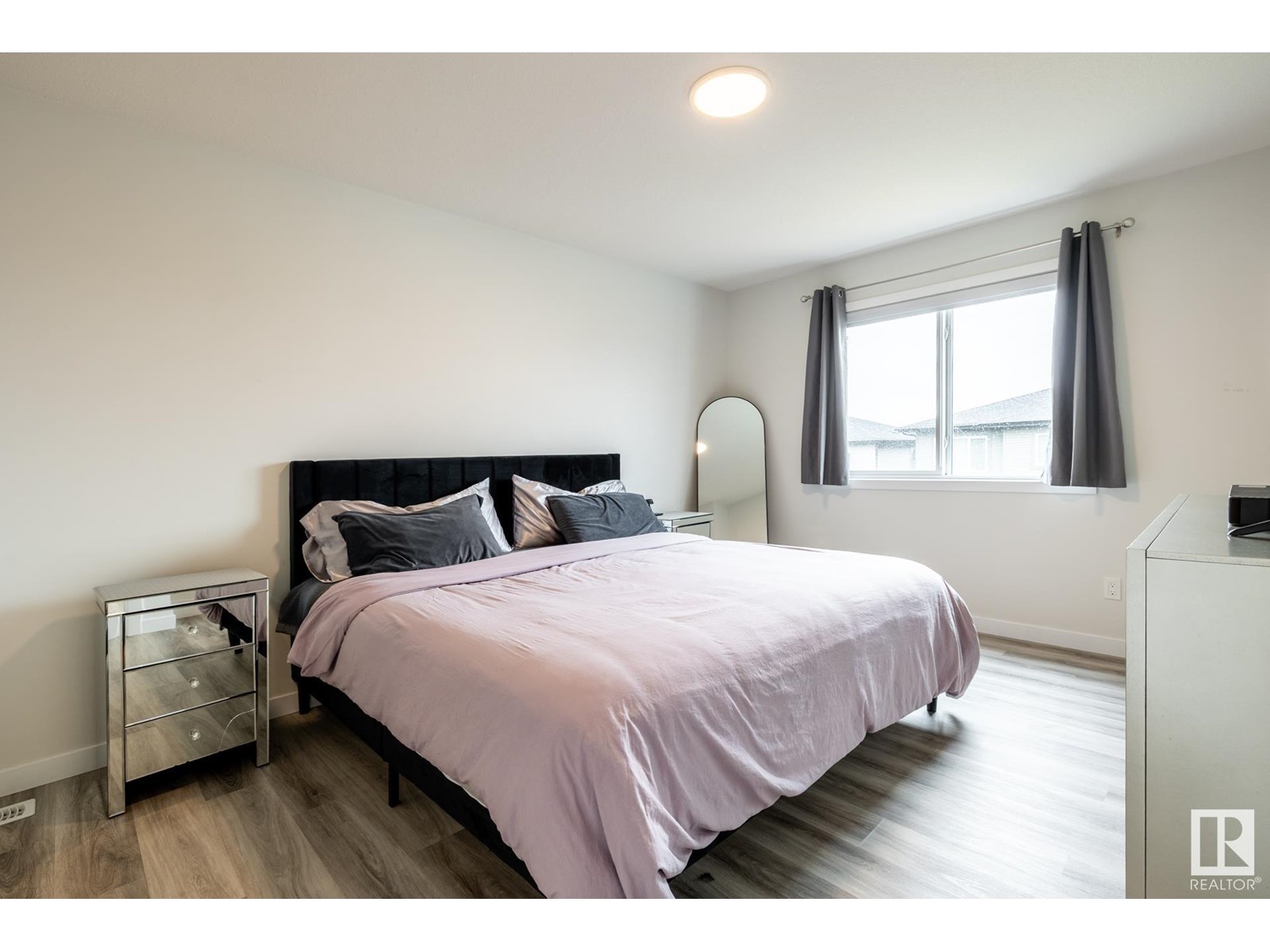 Photo 36 of 9304 Pear Li Sw, Edmonton AB