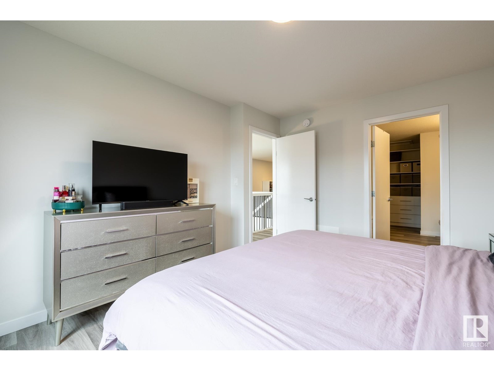 Photo 35 of 9304 Pear Li Sw, Edmonton AB