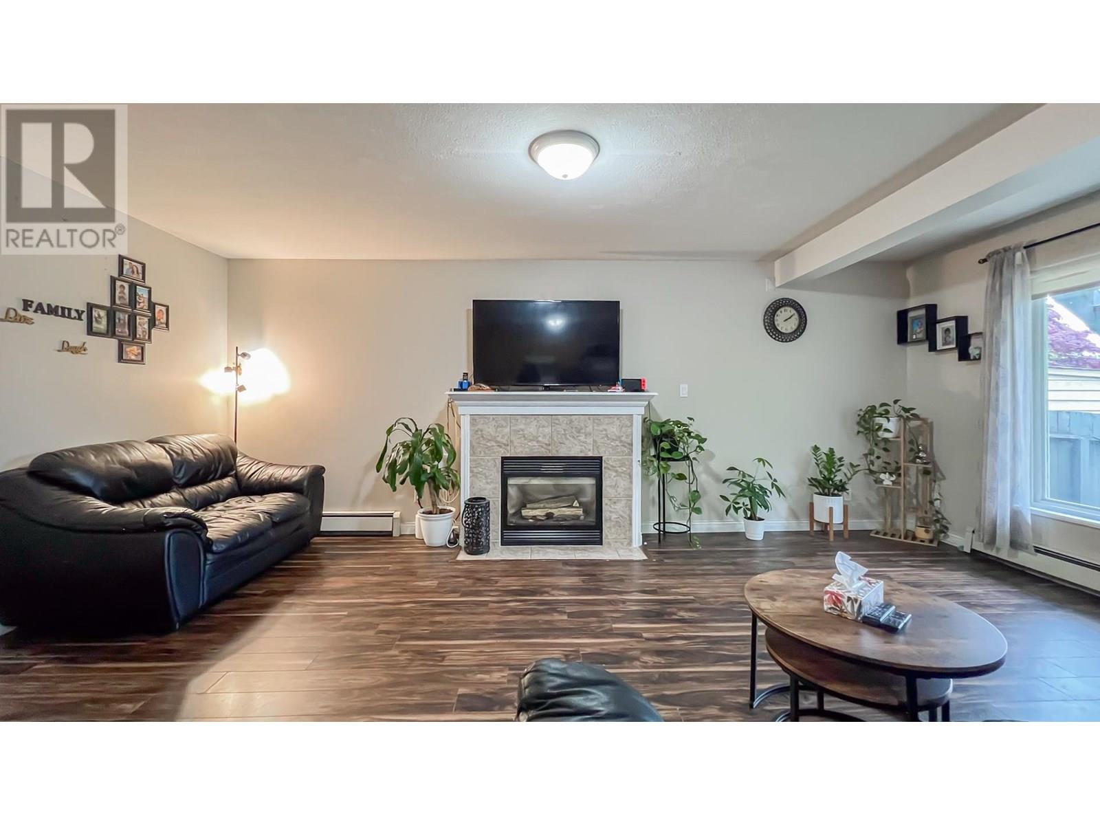 Photo 17 of 1553 Burrill Avenue, North Vancouver BC