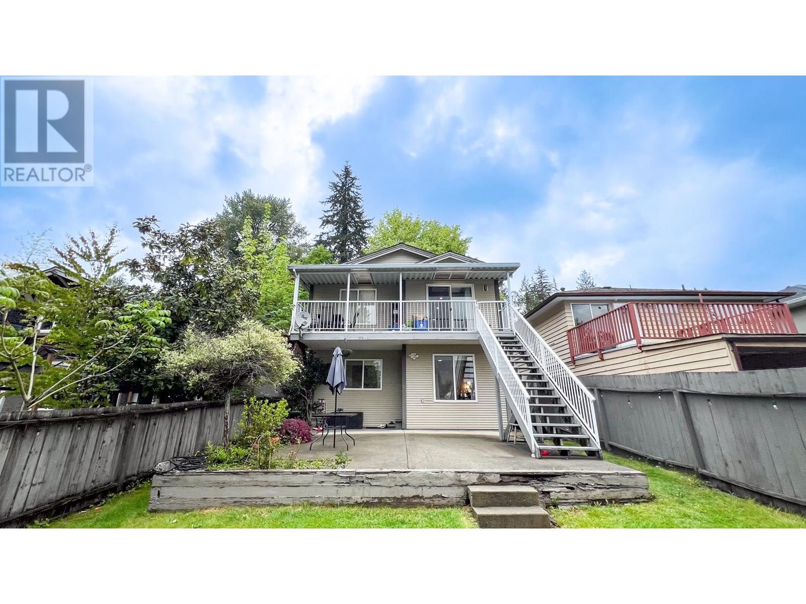 Photo 24 of 1553 Burrill Avenue, North Vancouver BC
