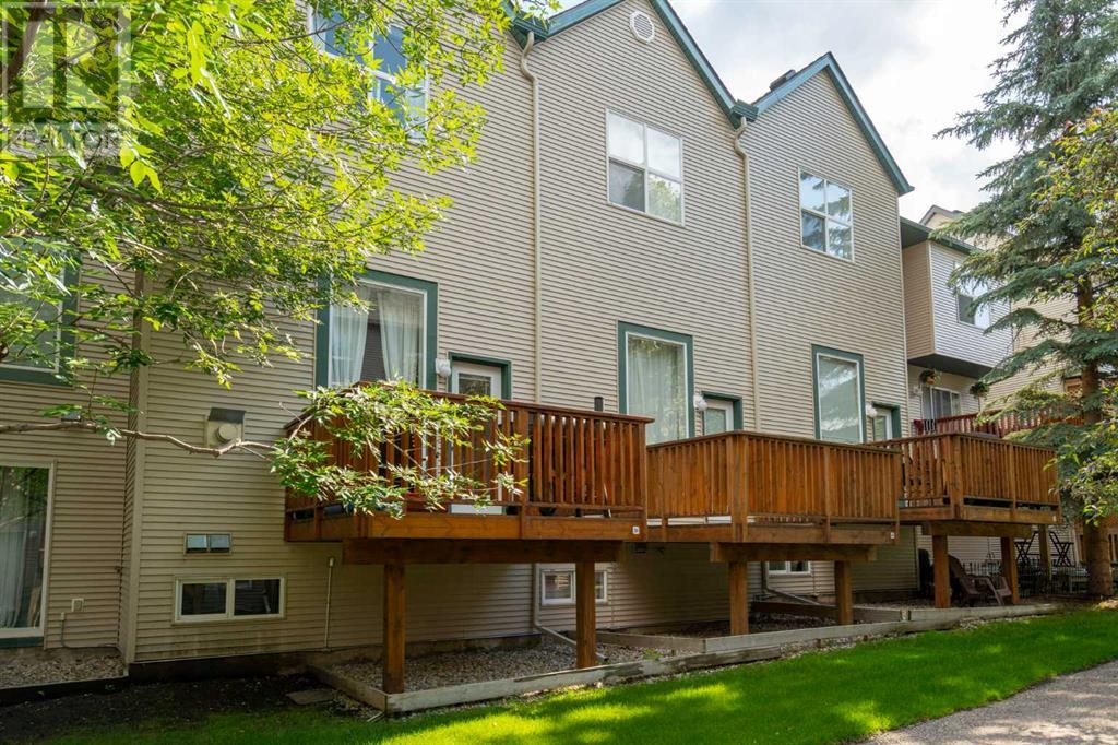 Single Family House 4 Level for Sale in  Bridlewood Lane SW Bridlewood Calgary 