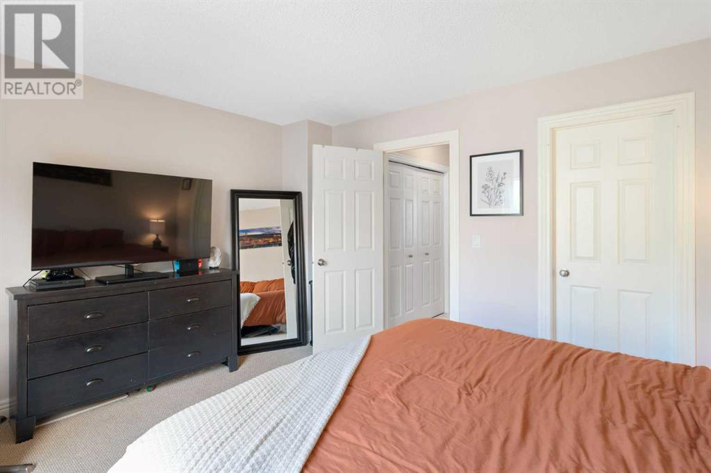 Single Family House 4 Level for Sale in  Bridlewood Lane SW Bridlewood Calgary 