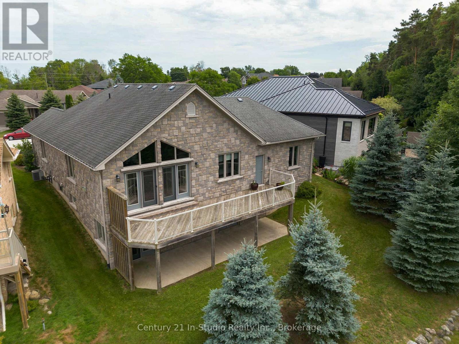Photo 21 of 6 Glen Abbey Court, Meaford ON