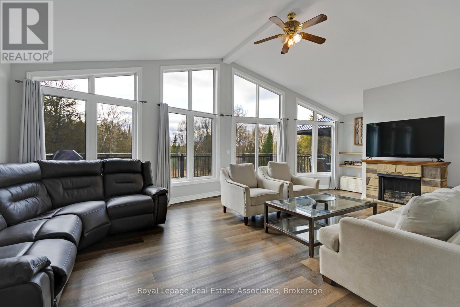 Photo 24 of 1713 Weslemkoon Lake Road, Limerick ON
