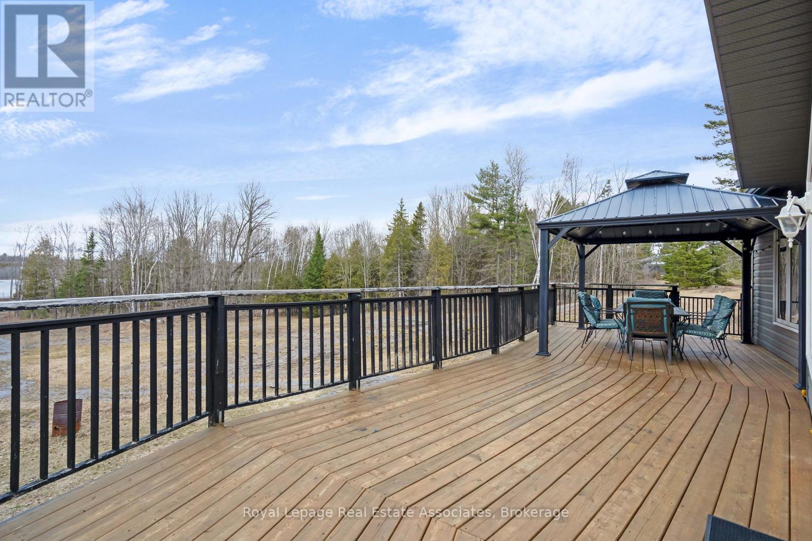 Photo 12 of 1713 Weslemkoon Lake Road, Limerick ON