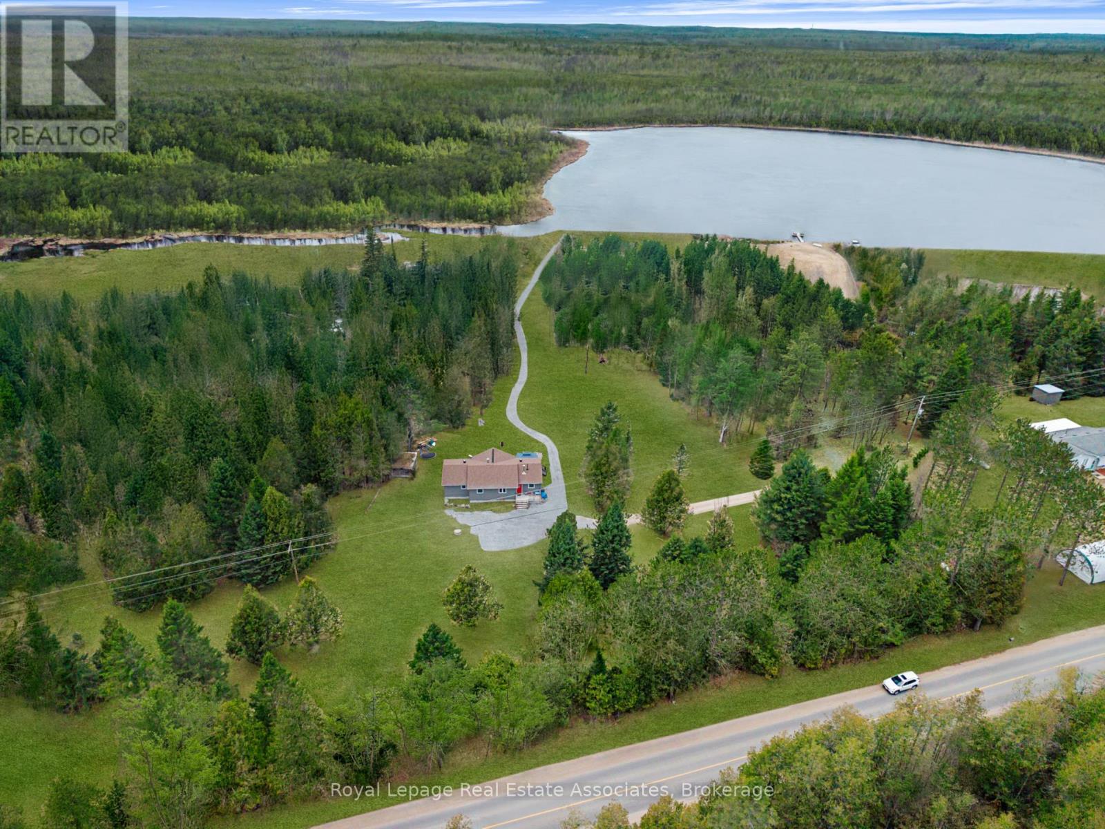 Photo 20 of 1713 Weslemkoon Lake Road, Limerick ON
