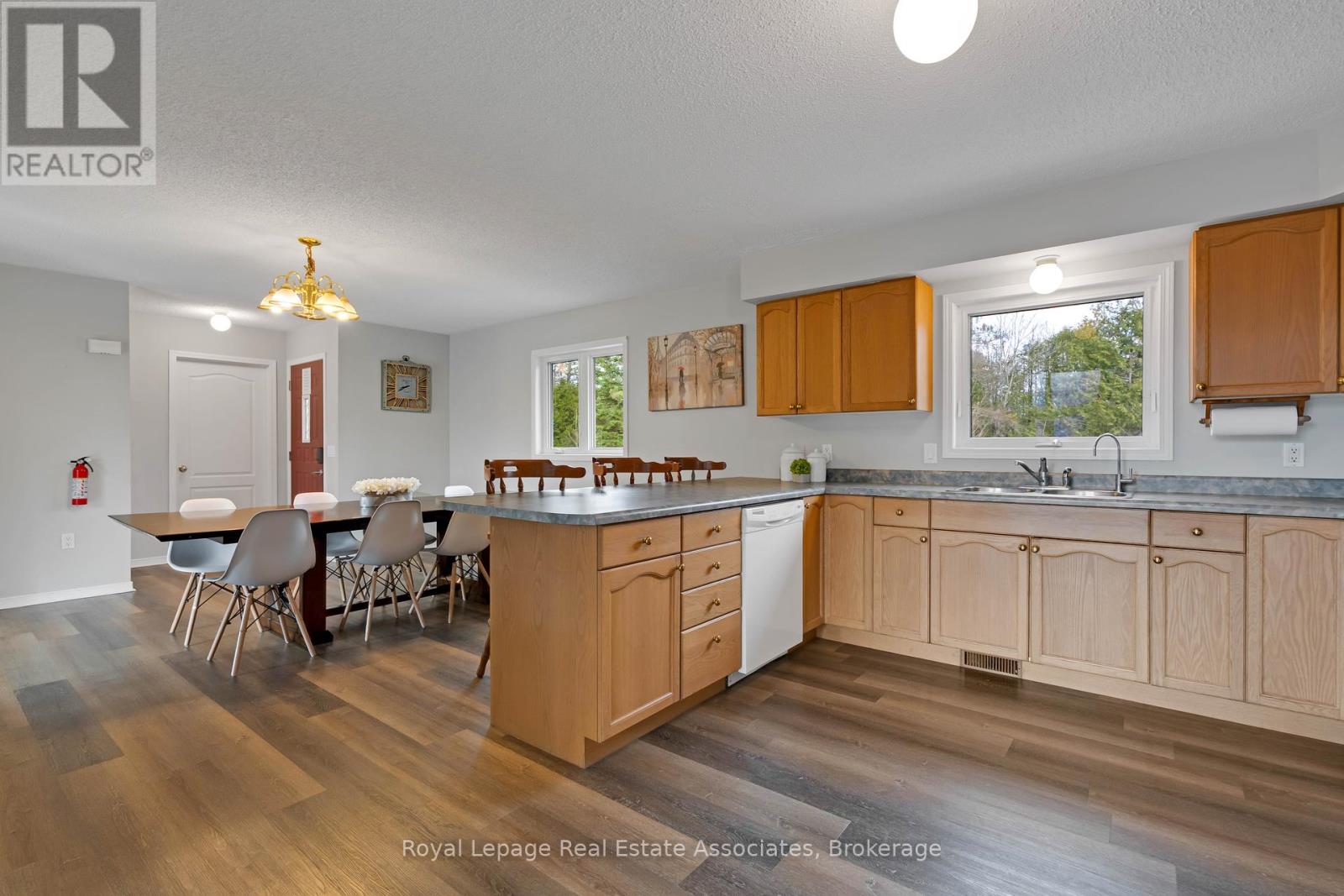 Photo 34 of 1713 Weslemkoon Lake Road, Limerick ON