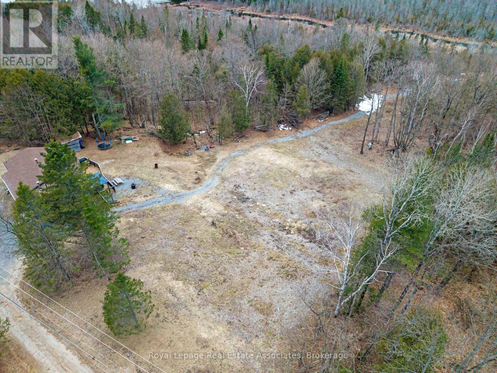 Photo 28 of 1713 Weslemkoon Lake Road, Limerick ON