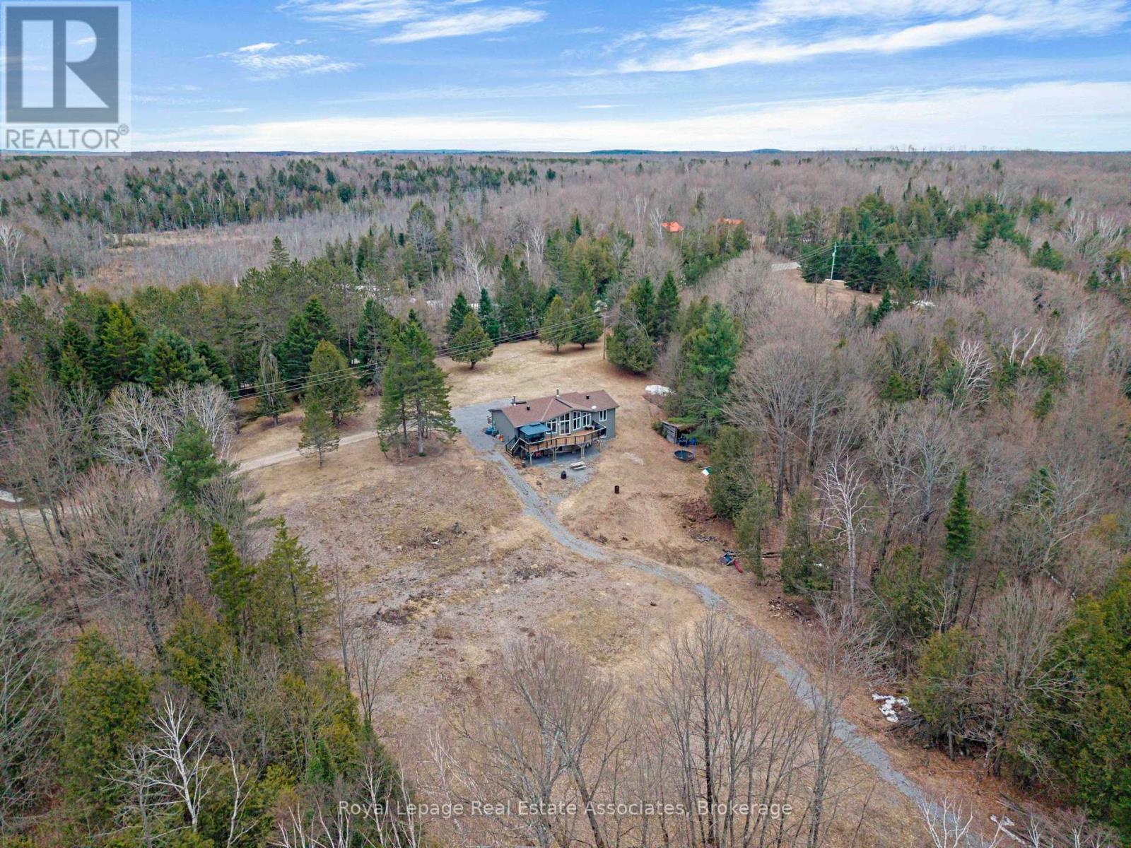 Photo 43 of 1713 Weslemkoon Lake Road, Limerick ON