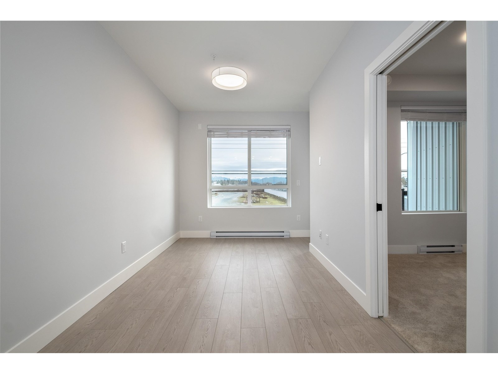 Photo 8 of 212 20360 Logan Avenue, Langley BC