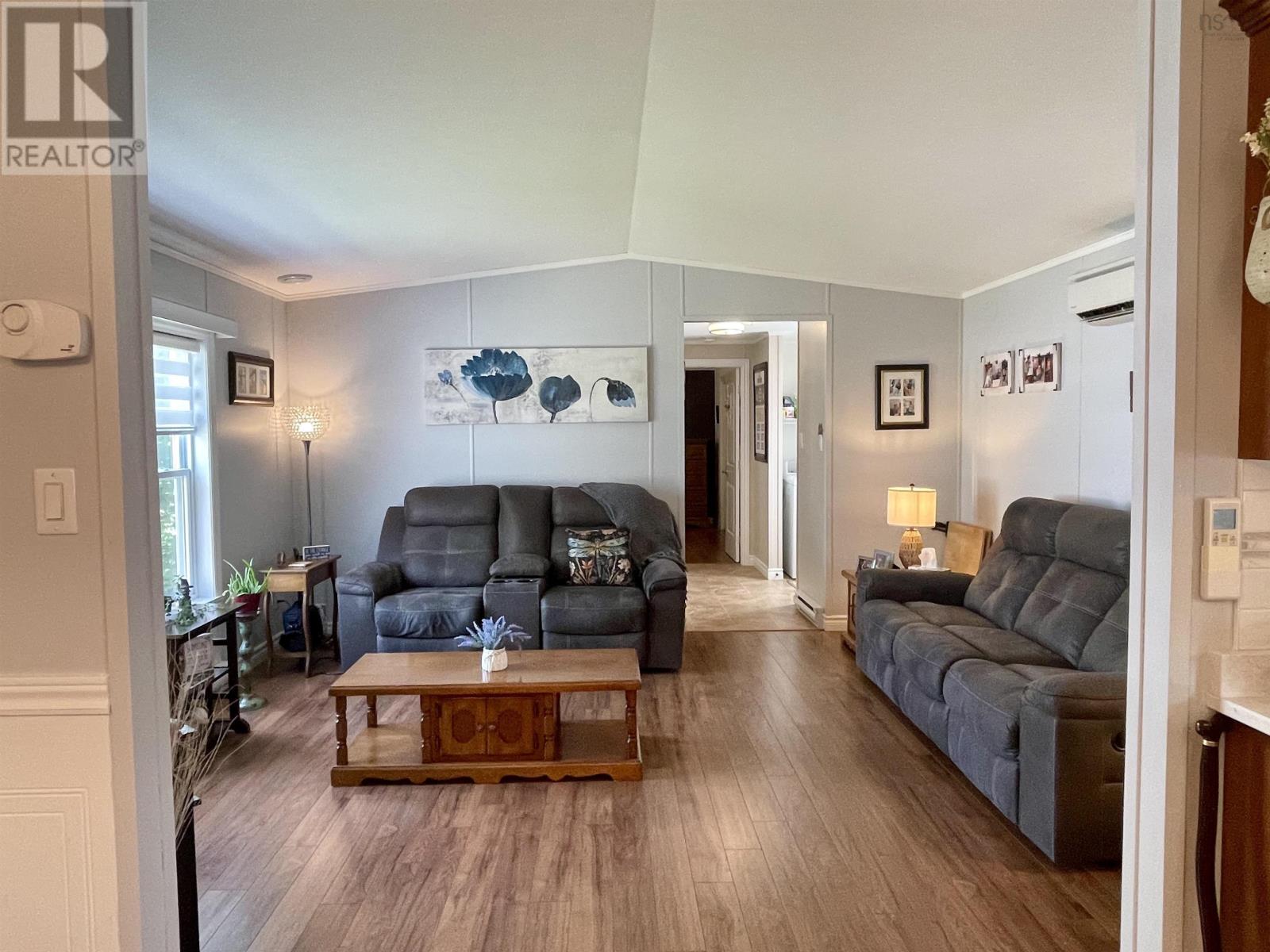 Photo 10 of 33 Pinehurst Street, Amherst NS