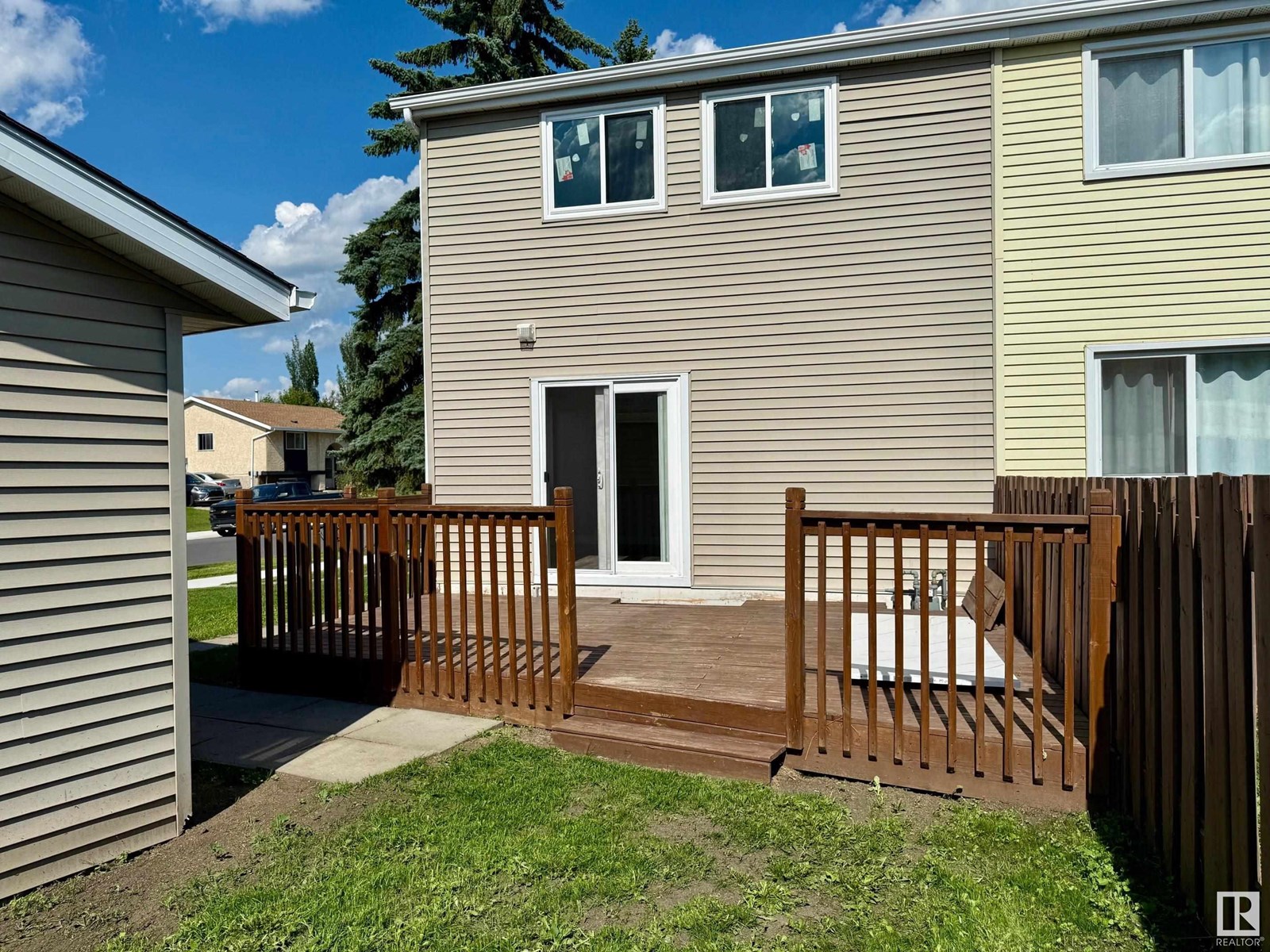 Photo 22 of 3221 138 Av Nw, Edmonton AB