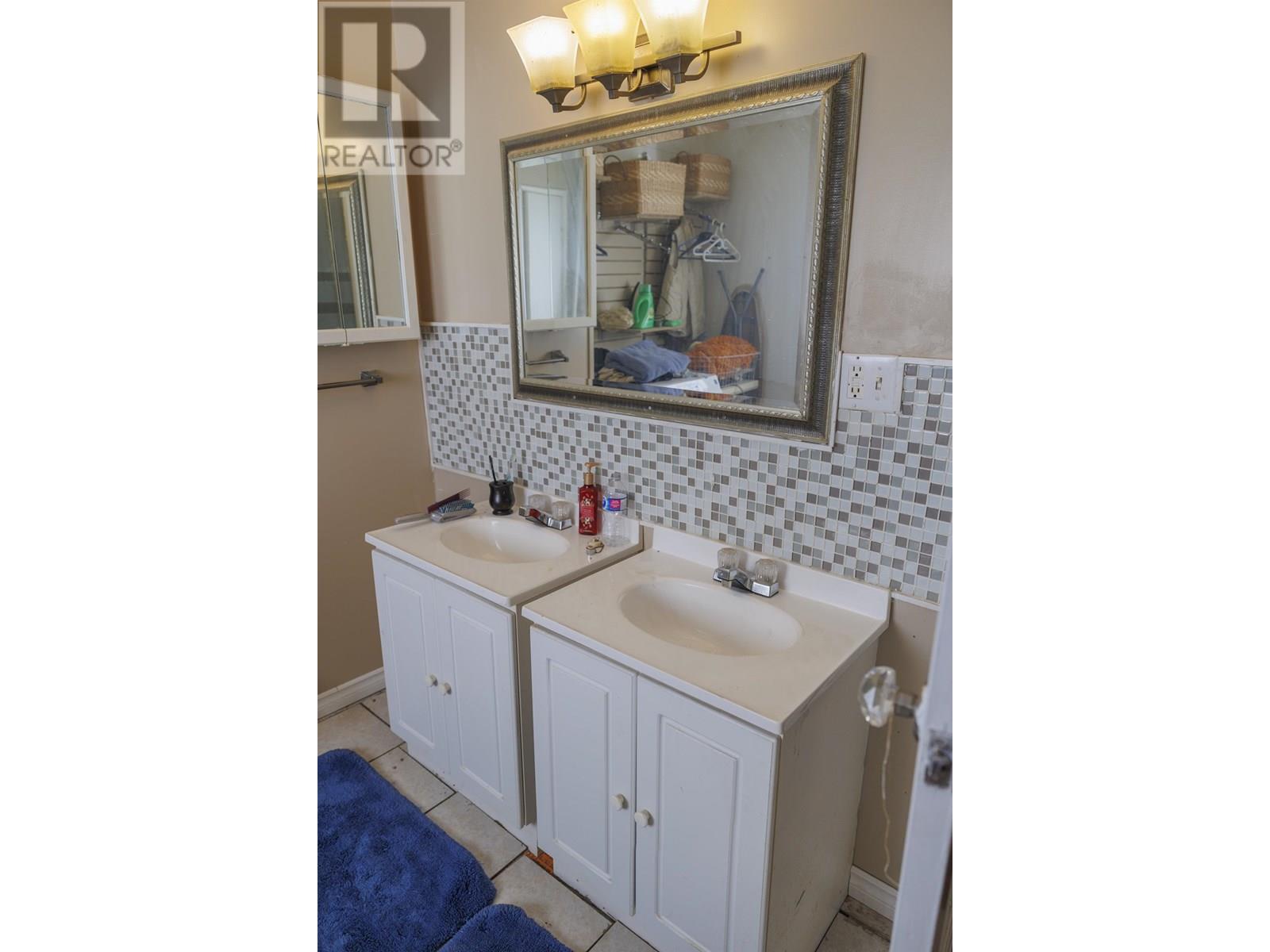 8189 LOOS ROAD - 18