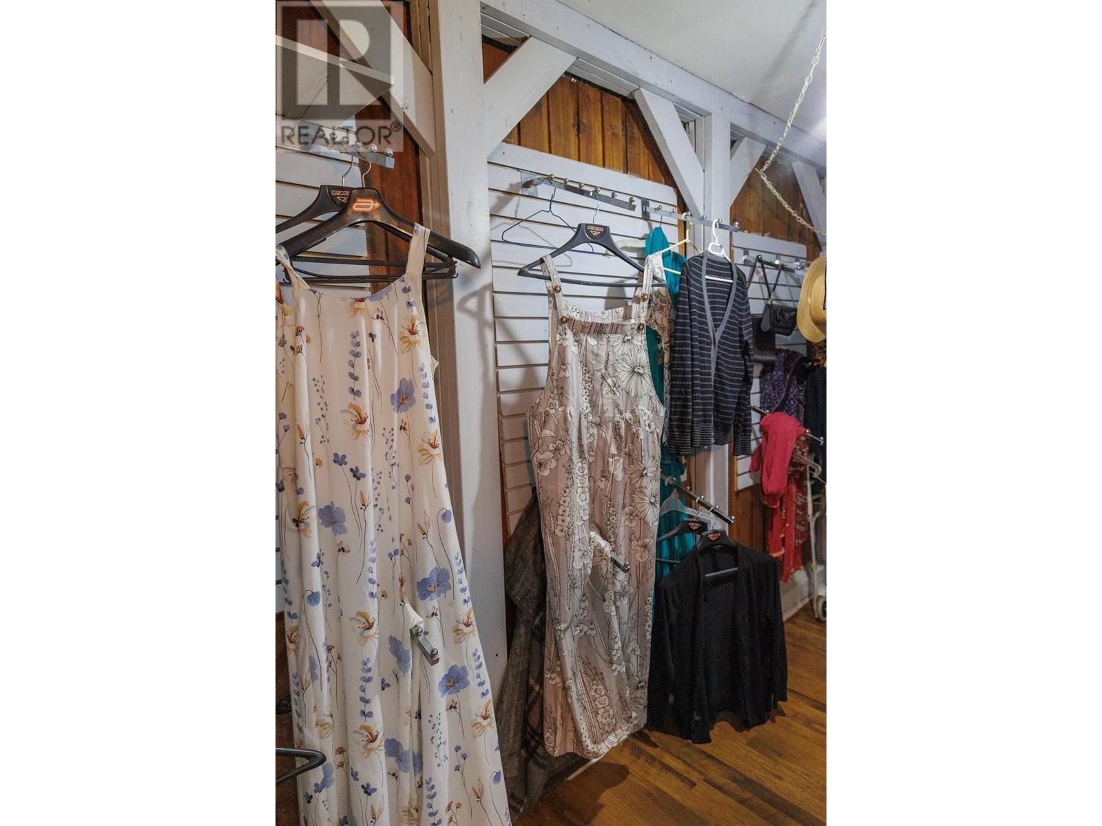 8189 LOOS ROAD - 23
