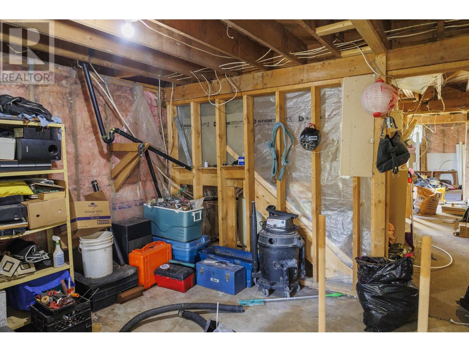 8189 LOOS ROAD - 27