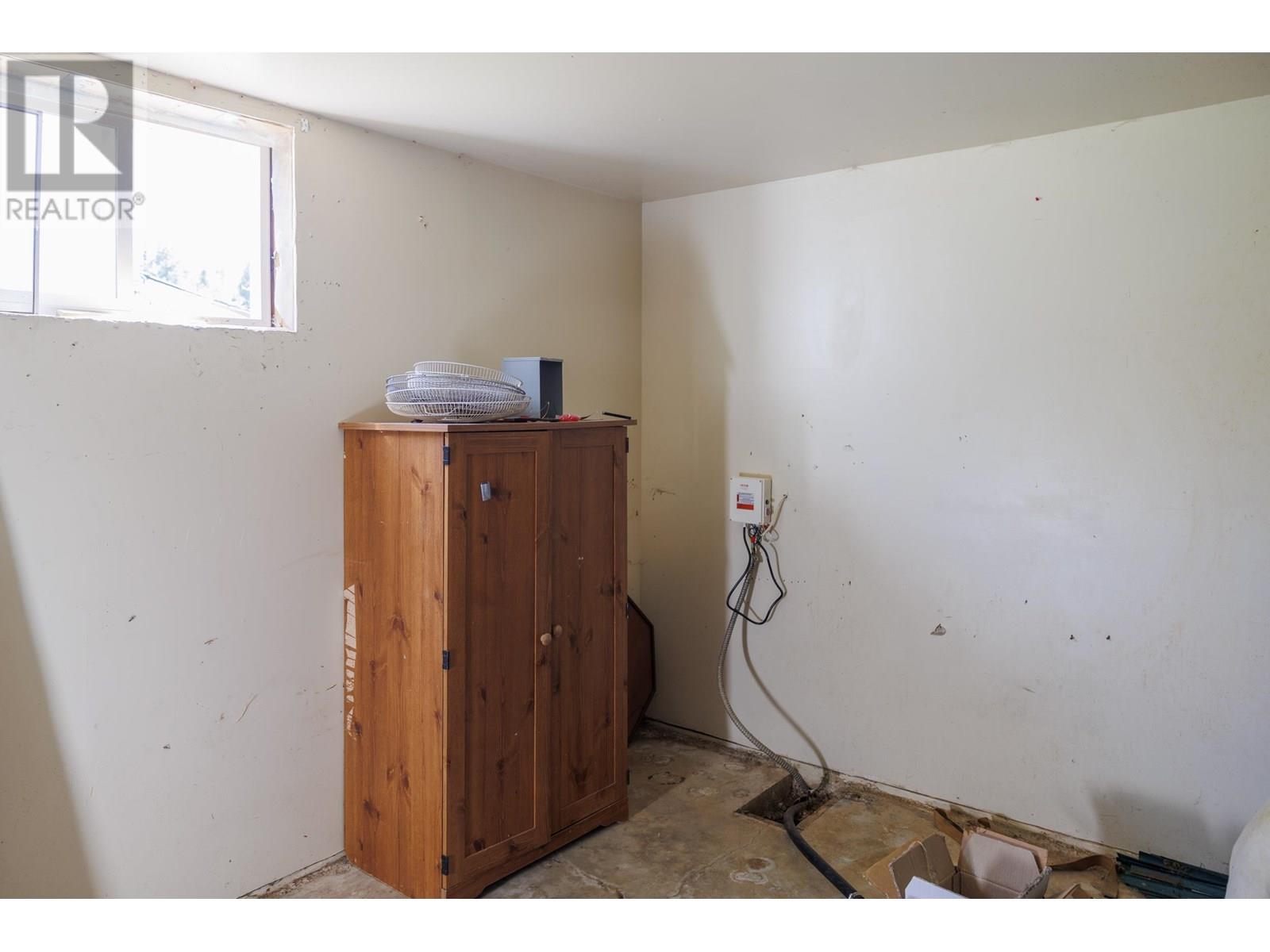 8189 LOOS ROAD - 28