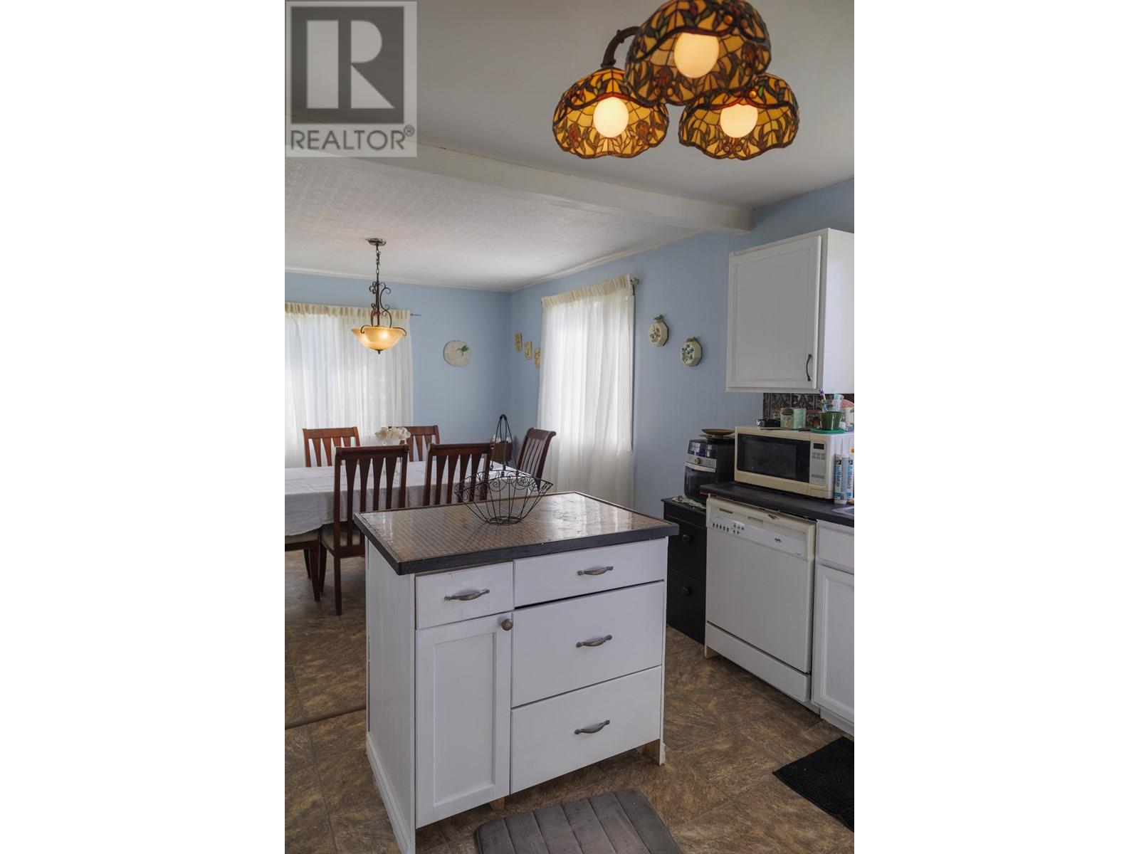 8189 LOOS ROAD - 9