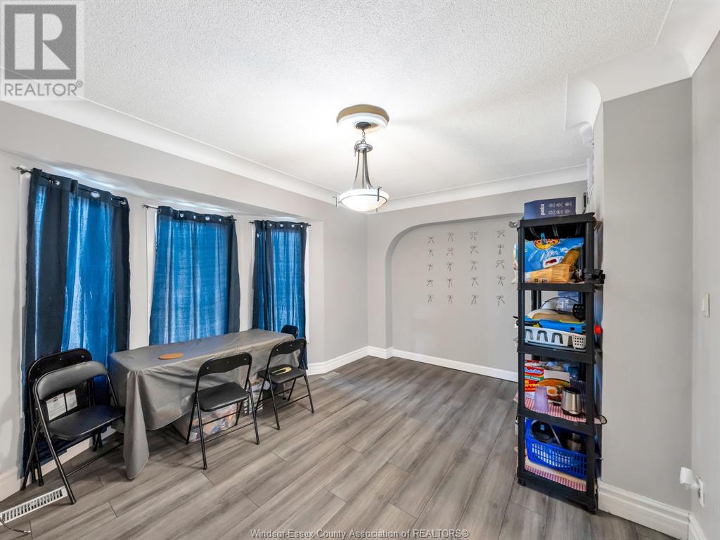 Photo 13 of 317 Pierre Ave, Windsor ON
