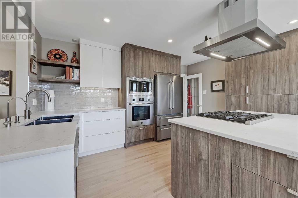 Single Family House for Sale in   Avenue NW Hounsfield Heights/Briar Hill Calgary 