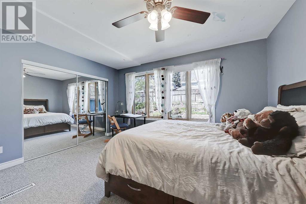 Single Family House for Sale in   Avenue NW Hounsfield Heights/Briar Hill Calgary 