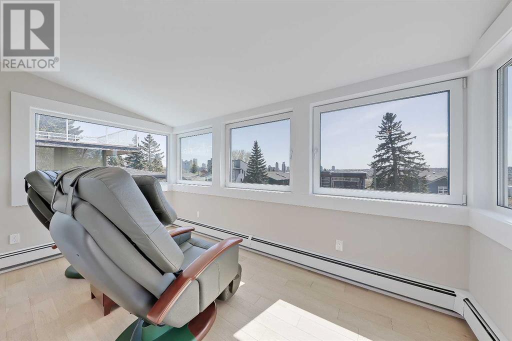 Single Family House for Sale in   Avenue NW Hounsfield Heights/Briar Hill Calgary 