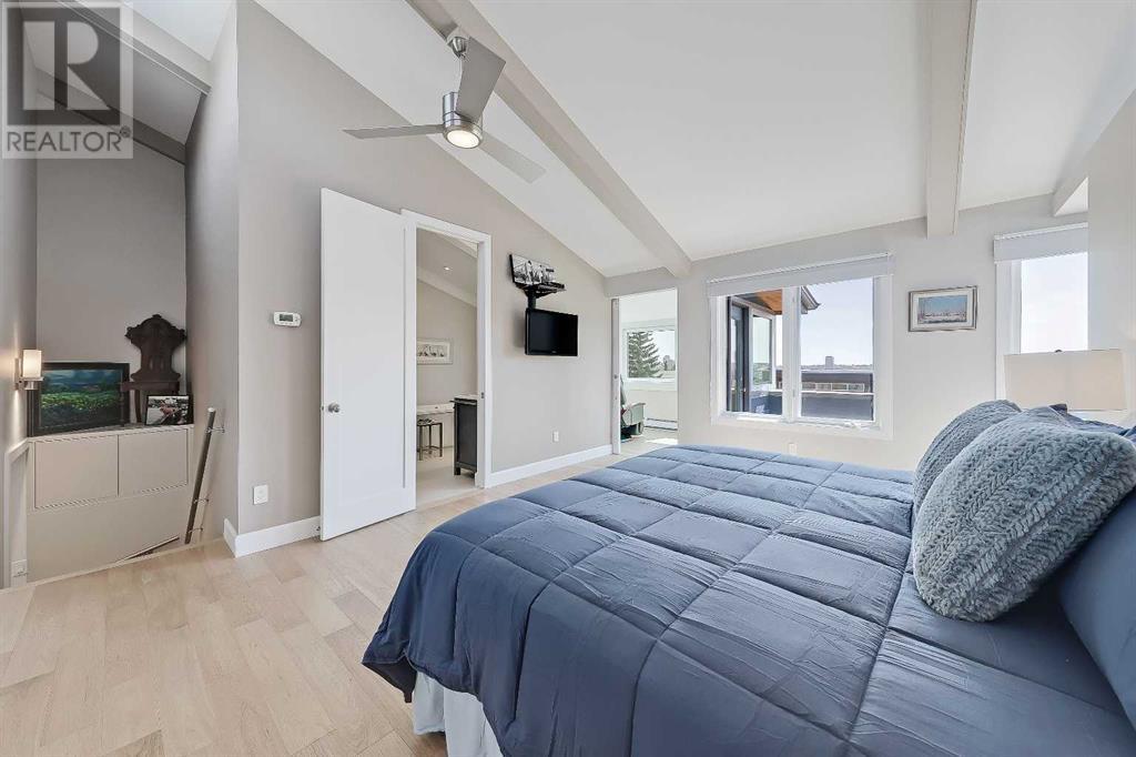 Single Family House for Sale in   Avenue NW Hounsfield Heights/Briar Hill Calgary 