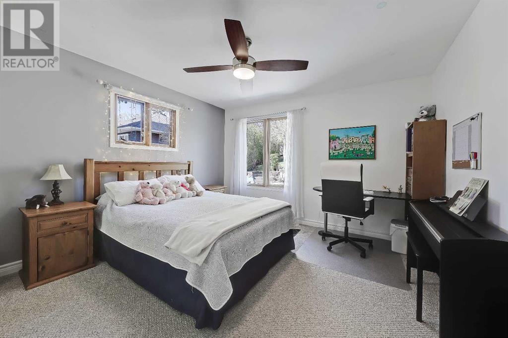 Single Family House for Sale in   Avenue NW Hounsfield Heights/Briar Hill Calgary 