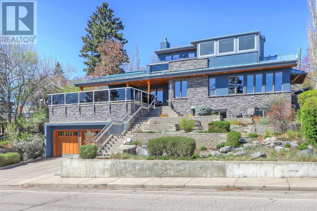 Single Family House for Sale in   Avenue NW Hounsfield Heights/Briar Hill Calgary 