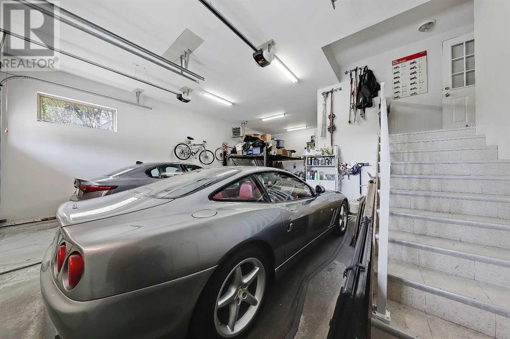 Single Family House for Sale in   Avenue NW Hounsfield Heights/Briar Hill Calgary 