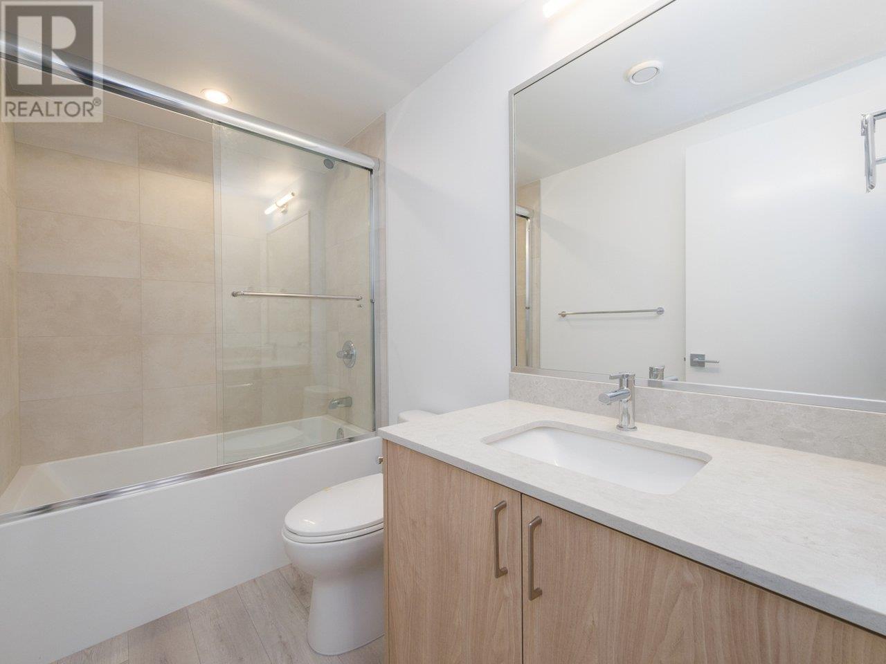 Photo 25 of 1119 E Keith Road, North Vancouver BC