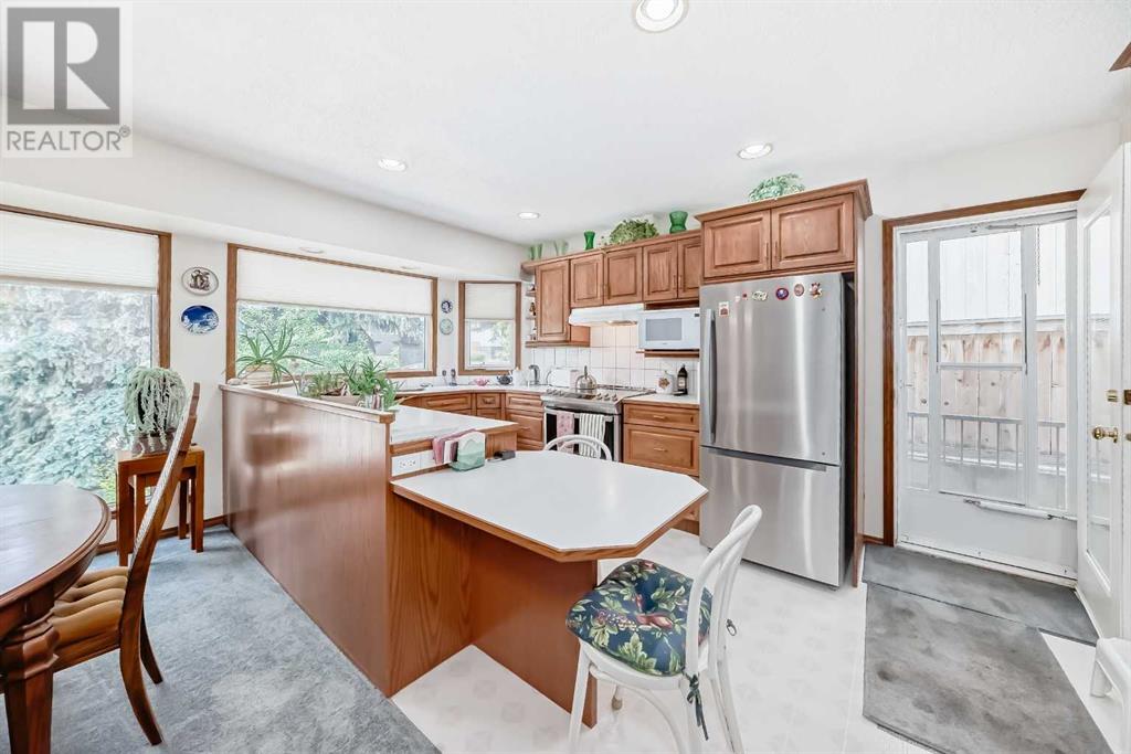 Single Family House Bungalow for Sale in  Conrad Drive NW Charleswood Calgary 