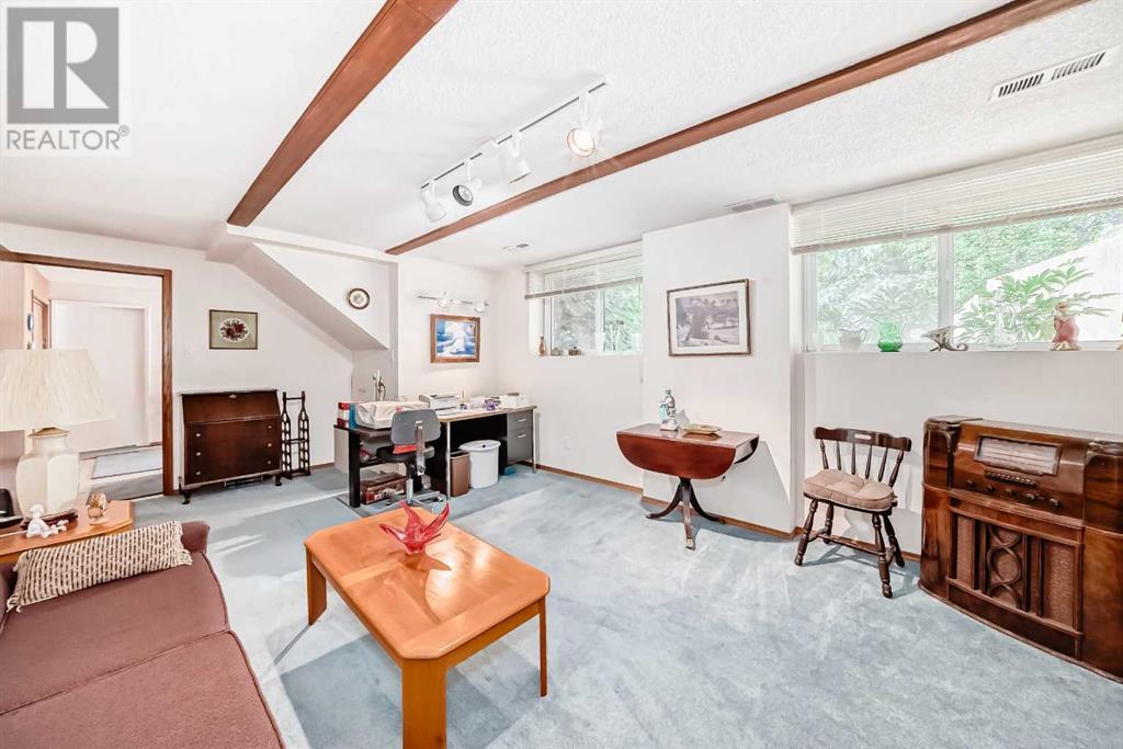 Single Family House Bungalow for Sale in  Conrad Drive NW Charleswood Calgary 
