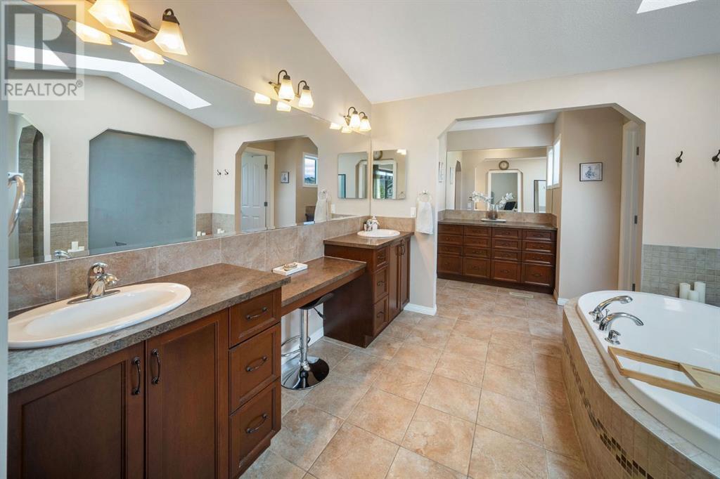 Single Family House for Sale in  Sage Valley Court NW Sage Hill Calgary 