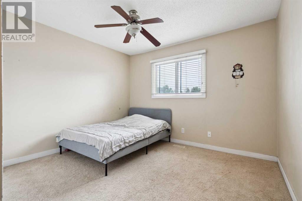 Single Family House for Sale in   Woodview Drive SW Woodlands Calgary 
