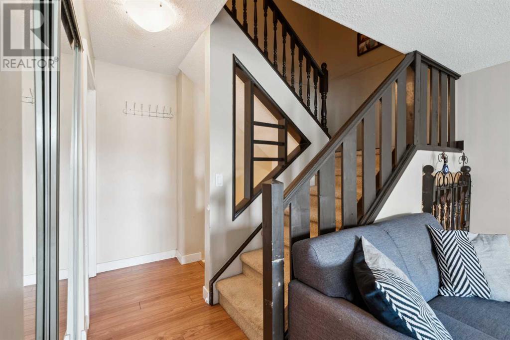 Single Family House for Sale in   Woodview Drive SW Woodlands Calgary 