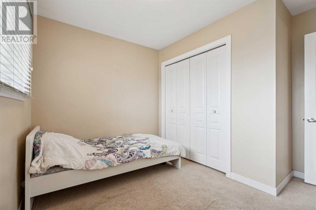 Single Family House for Sale in   Woodview Drive SW Woodlands Calgary 