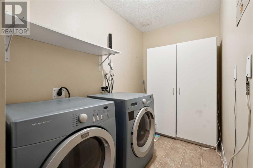Single Family House for Sale in   Woodview Drive SW Woodlands Calgary 