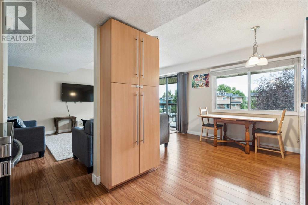 Single Family House for Sale in   Woodview Drive SW Woodlands Calgary 