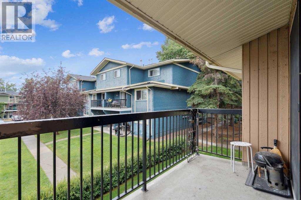 Single Family House for Sale in   Woodview Drive SW Woodlands Calgary 