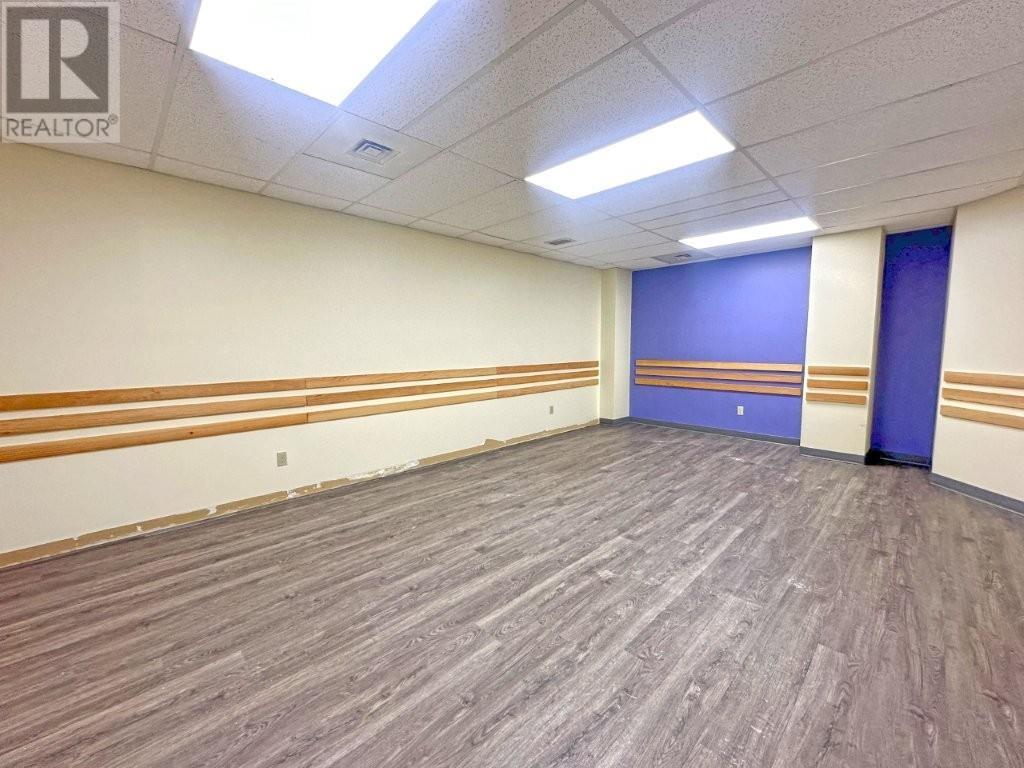 Photo 40 of 104 325 Archibald Street S, Thunder Bay ON
