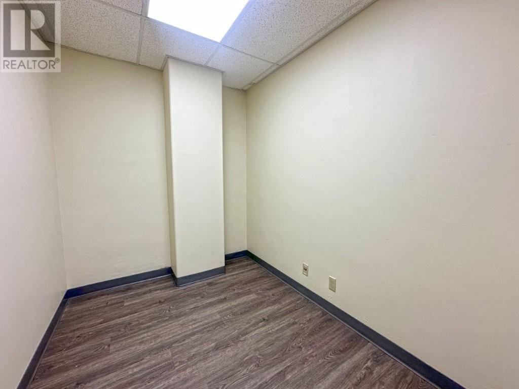 Photo 36 of 104 325 Archibald Street S, Thunder Bay ON