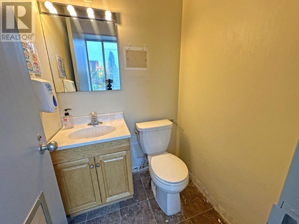 Photo 32 of 104 325 Archibald Street S, Thunder Bay ON