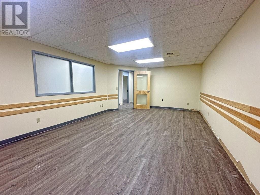 Photo 19 of 104 325 Archibald Street S, Thunder Bay ON