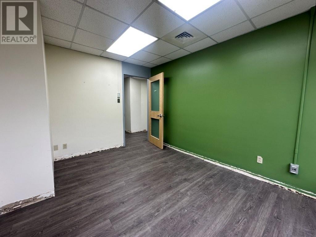 Photo 39 of 104 325 Archibald Street S, Thunder Bay ON