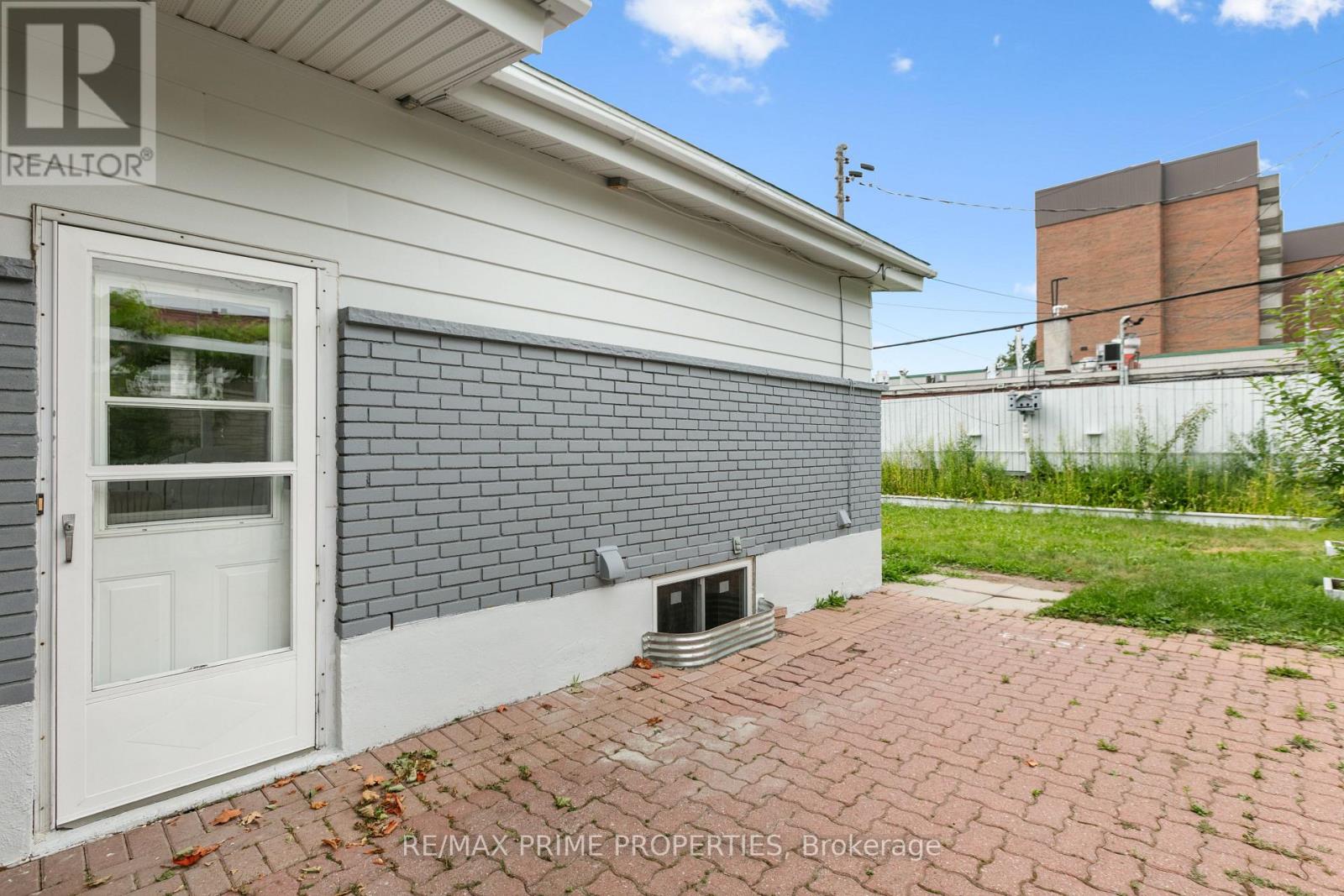 Photo 23 of 1035 Connery Avenue, Ottawa ON